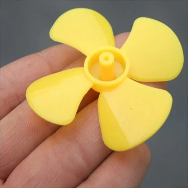 4 blade fan small propeller for 5V  DC toy motors_good quality - Image 2